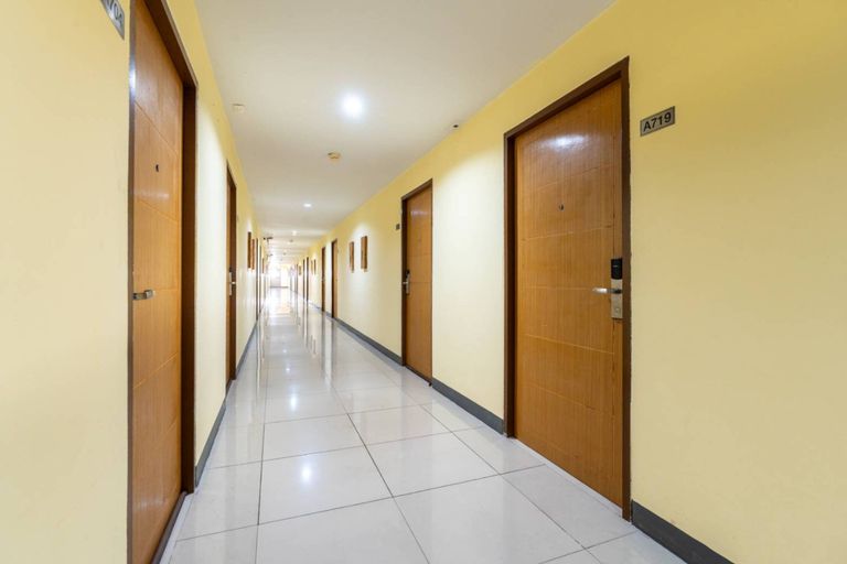 Others 5, One Residence Navanakorn, Khlong Luang