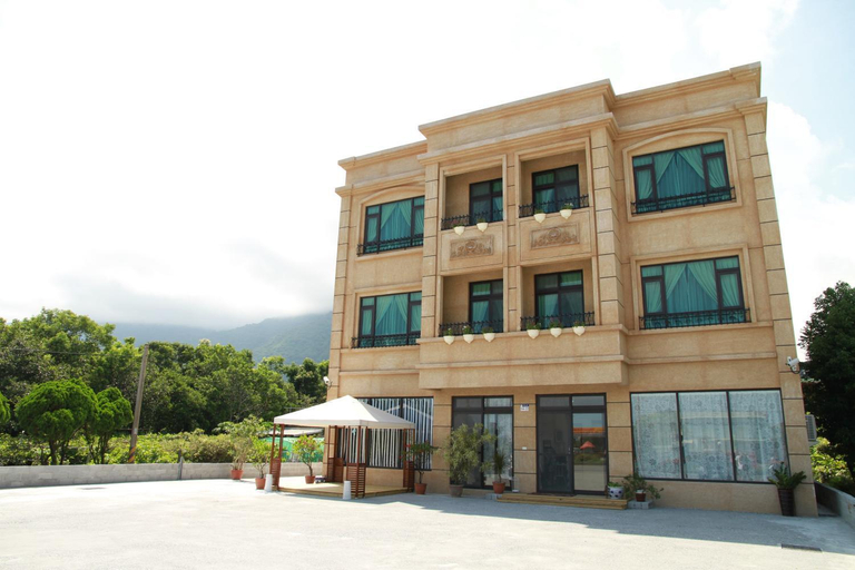 Exterior view 2, Stick-On B&B, Hualien