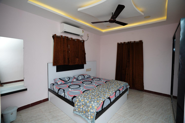 Bedroom 9
