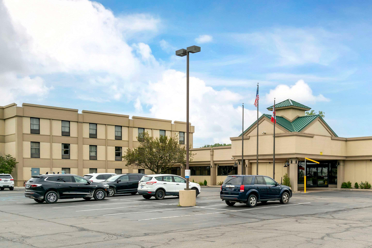Exterior & Views 2, Quality Inn & Suites Monroe, Monroe