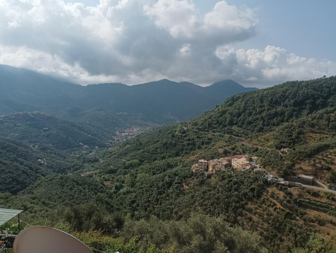 Others 3, Romantic house in medieval vilage near Cinqueterre, La Spezia