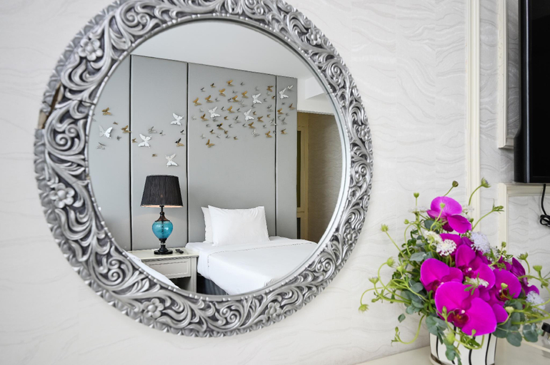 Bathroom 5