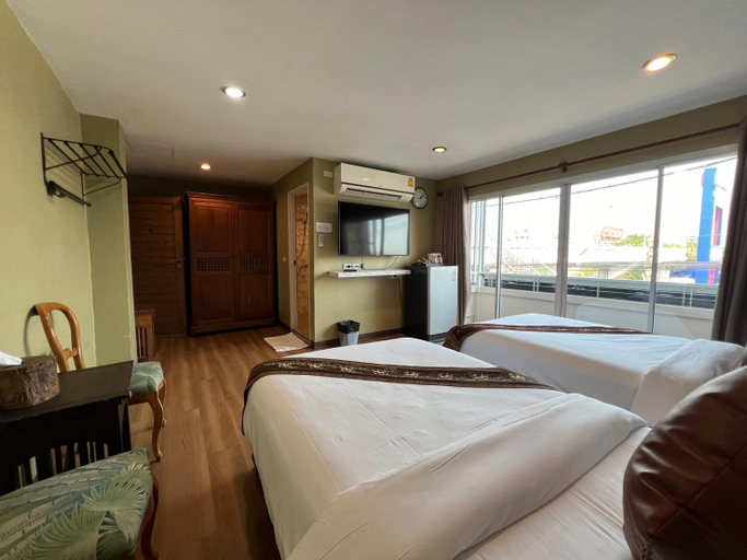 Bedroom 5