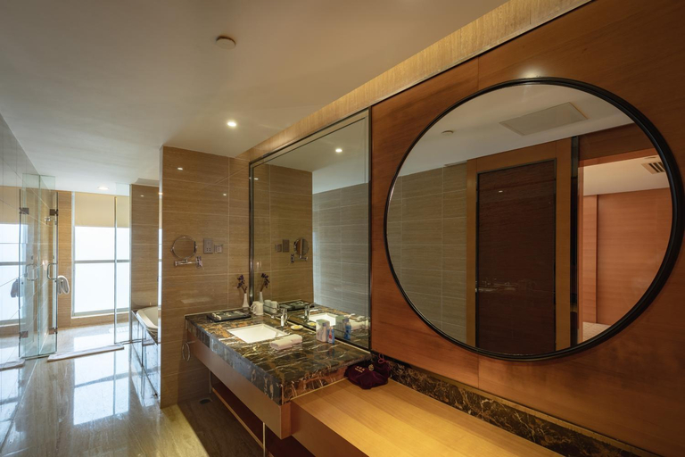 Bathroom 5, Zhangjiajie Huatian Hotel, Zhangjiajie