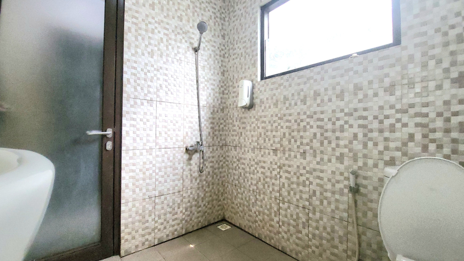 Bathroom 3