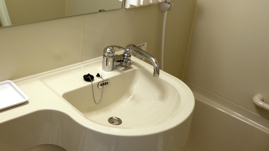Bathroom 4, Toyoko Inn Tottori-eki Minami-guchi, Tottori