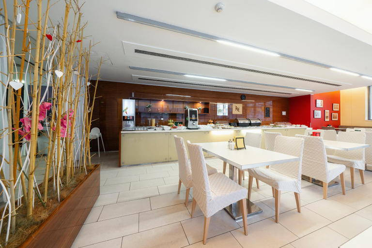 Food & Drinks 4, Hotel Ehrlich, Praha 8