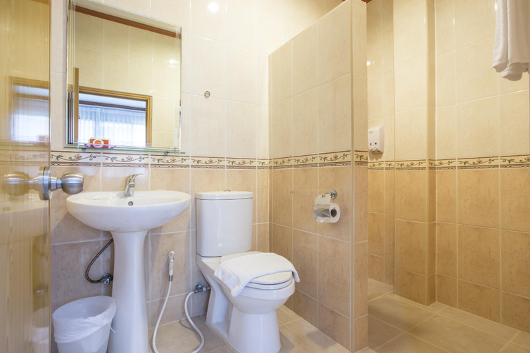 Bathroom 3, Juntra Resort, Muang Nakhon Nayok