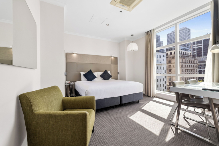 Bedroom 4, Clarion Suites Gateway, Melbourne