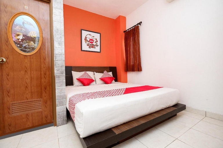 Bedroom 18