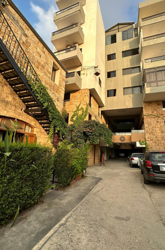 Others 4, Teal Guesthouse, Batroun
