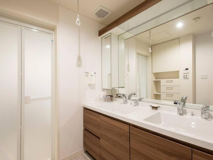 Bathroom 3, 神戸諏訪山別邸, Kobe