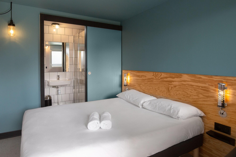 Bedroom 3, Eklo Hotels Clermont-Ferrand City center train station, Puy-de-Dôme