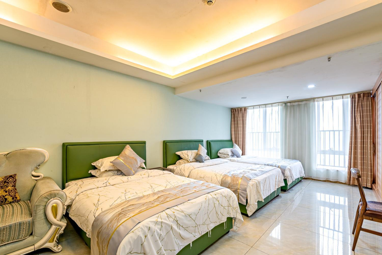 Bedroom 13