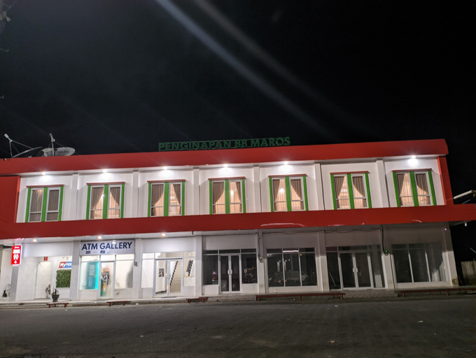 Maros Inn 88, Maros