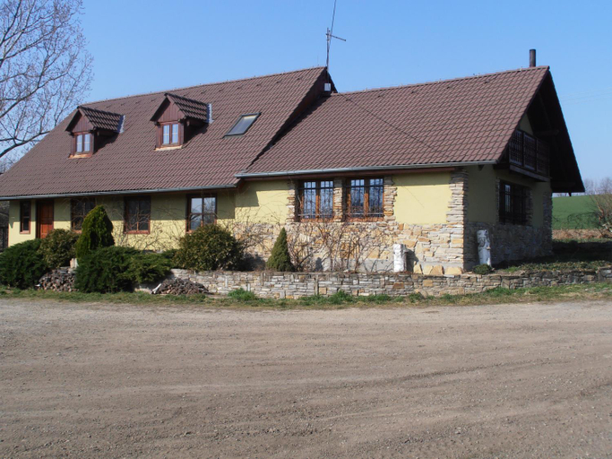 Others 5, Penzion Samota, Hodonín