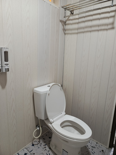 Bathroom 4