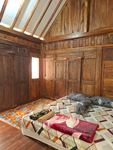 Bedroom 13