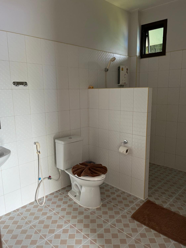 Bathroom 4, Sawasdee Home Stay Resort & Pool, Thai Mueang