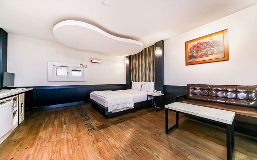 Bedroom 3, Daegu Beomeo Midas Hotel, Buk