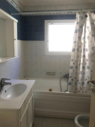 Bathroom 5, LocArt room2, Ionian Islands