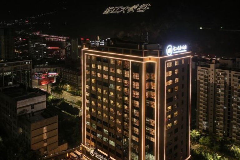 Exterior & Views 2, Nujiang Hotel, Nujiang Lisu