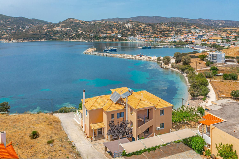 Exterior view 3, Niovi Seaview Apartments, Central Greece