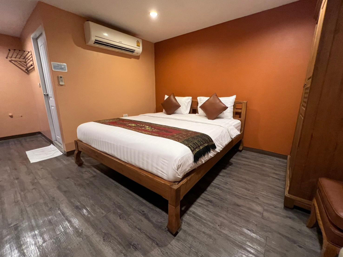 Bedroom 14