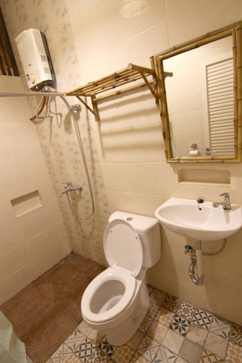 Bathroom 3