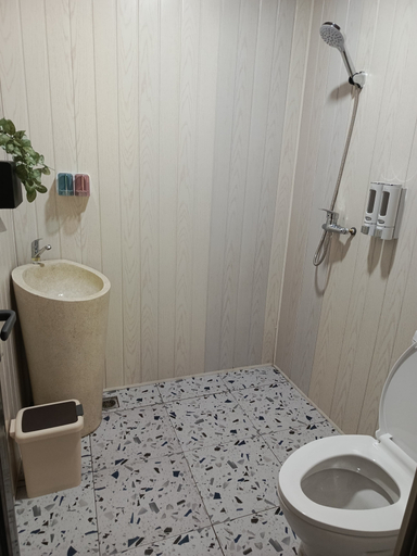 Bathroom 2