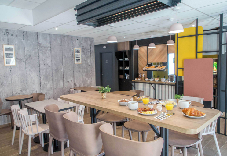 Food & Drinks 4, B&B HOTEL SAINTE MAXIME Golfe de St Tropez (4628), Var