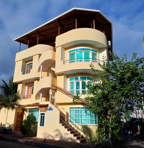 Exterior & Views, Ariana´S Galapagos Hostal, Santa Cruz