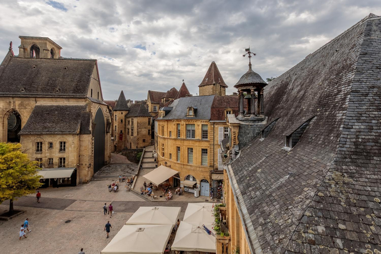 Others 4, Le Lys Dort Sarlat, Dordogne