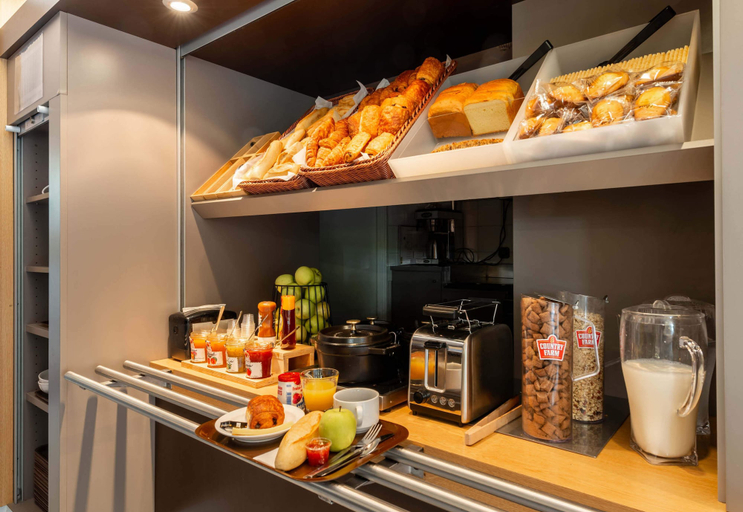 Food & Drinks 5, B&B HOTEL Montpellier (2), Hérault