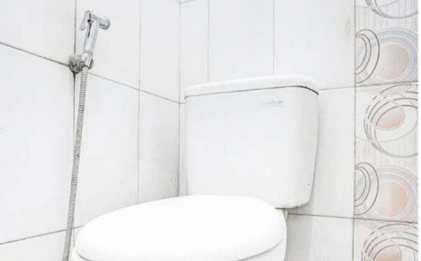 Bathroom 28