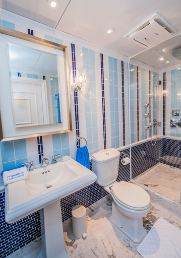 Bathroom 5, Hotel Madera Hollywood, Hong Kong Island