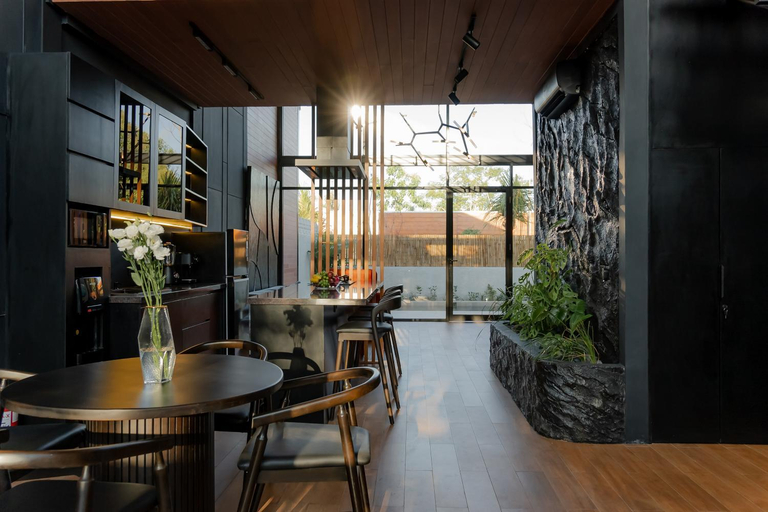 Restaurant 18
