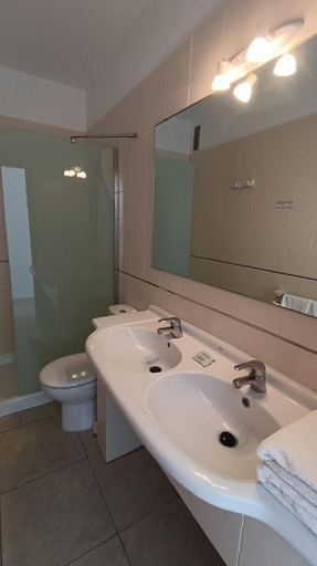 Bathroom, Apartamentos Boomerang I, Santa Cruz de Tenerife