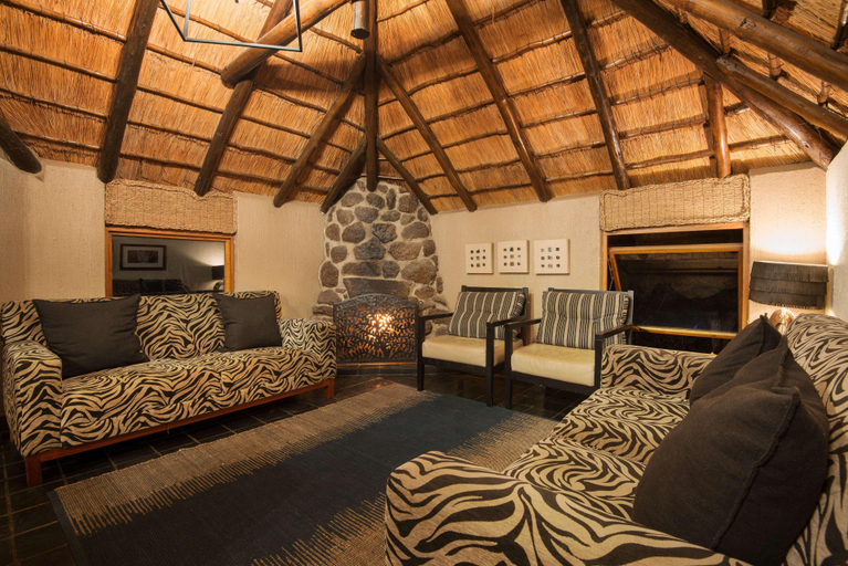 Public Area 4, Tshukudu Bush Lodge, Bojanala