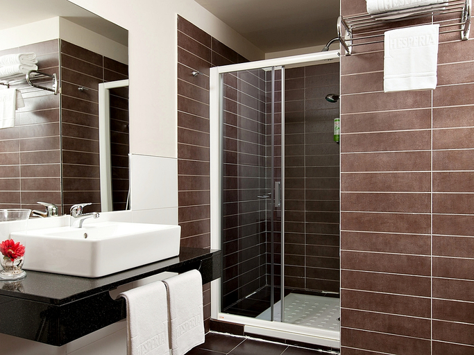 Bathroom 4, Hotel Balneario Areatza, Vizcaya