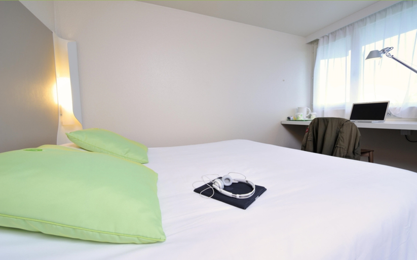 Bedroom 4, Hotel Campanile Reims Est - Taissy, Marne