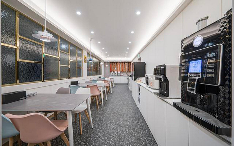 Others 4, Busan Gangseo jisadong GoodPrime, Gimhae