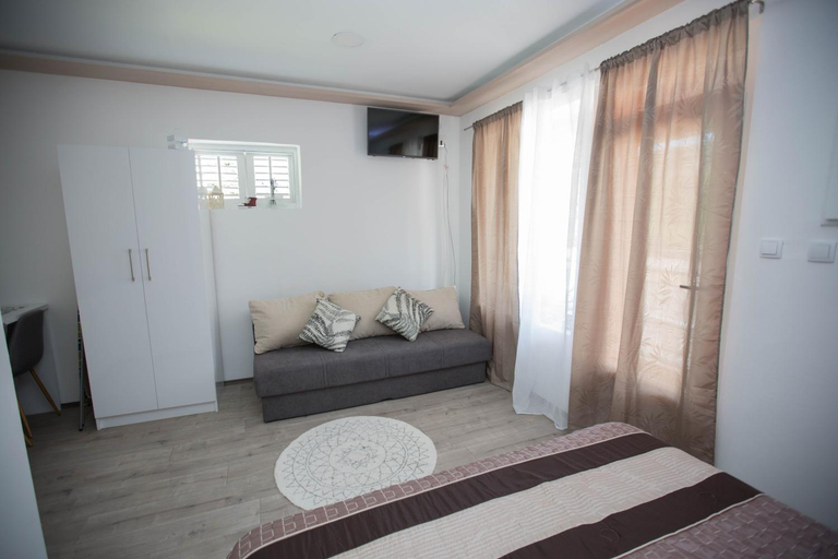 Others 4, Apartman Ana 2, Trebinje