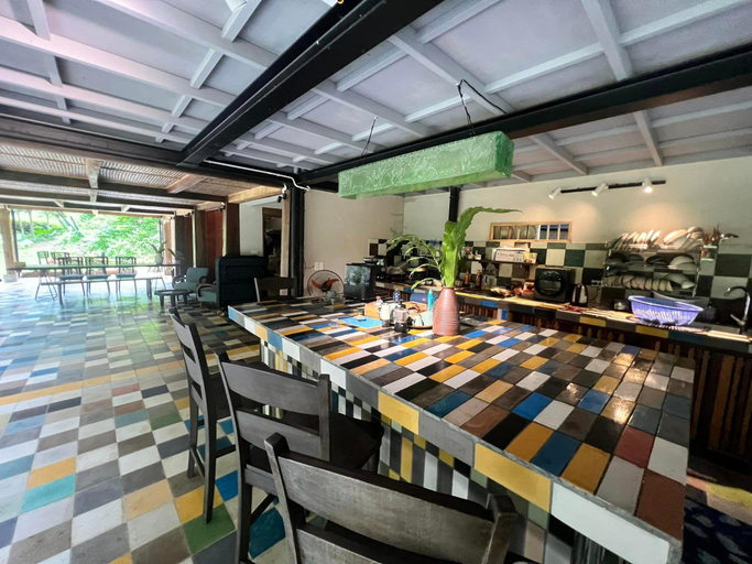 Food & Drinks, Mu Retreat, Lạc Sơn