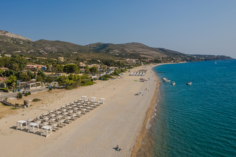 Others 5, Makis Hotel, Ionian Islands