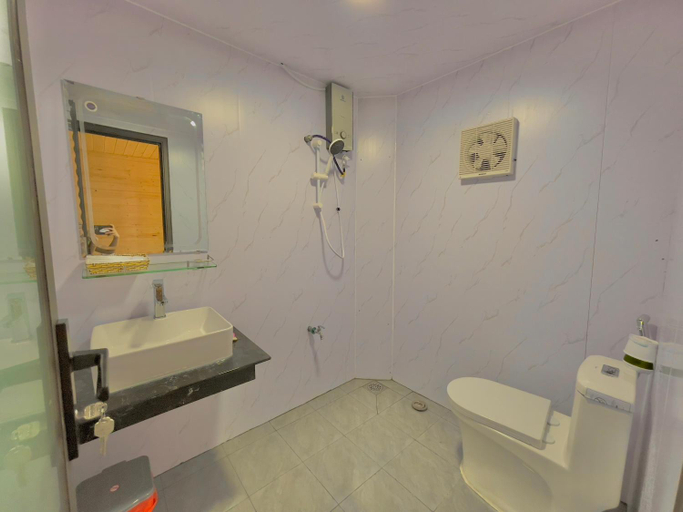 Bathroom 3, San May Coffee and Homestay Mang Đen, Kon Plông