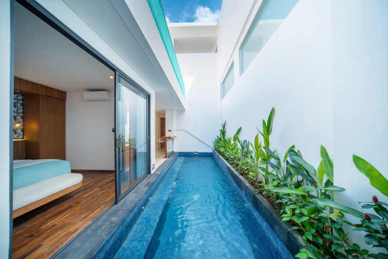 Swimming Pool 14