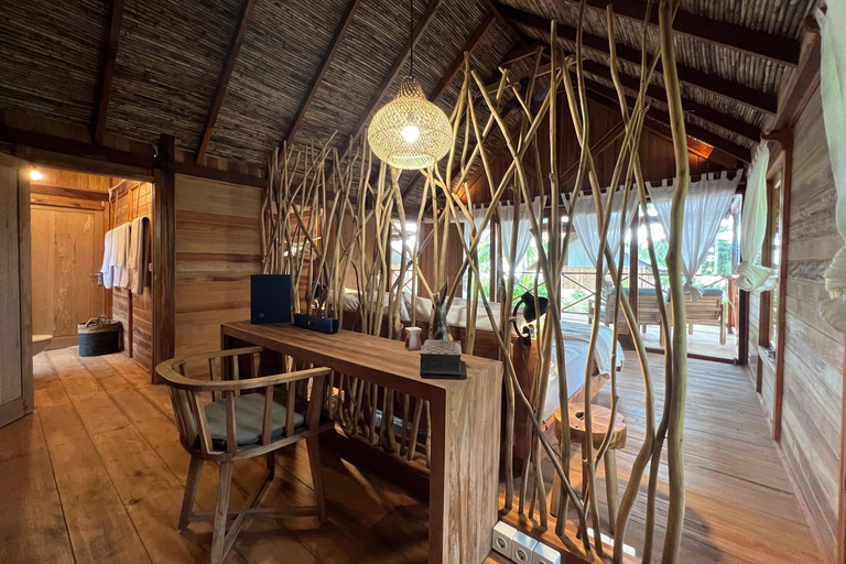 Bathroom, Metita Beach & Dive Resort, Pulau Morotai