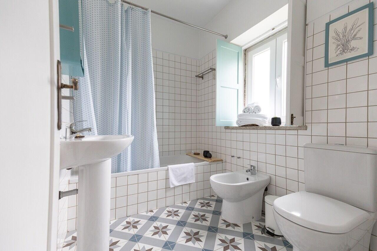 Bathroom, Cha O Do Rio Turismo De Aldeia, Seia