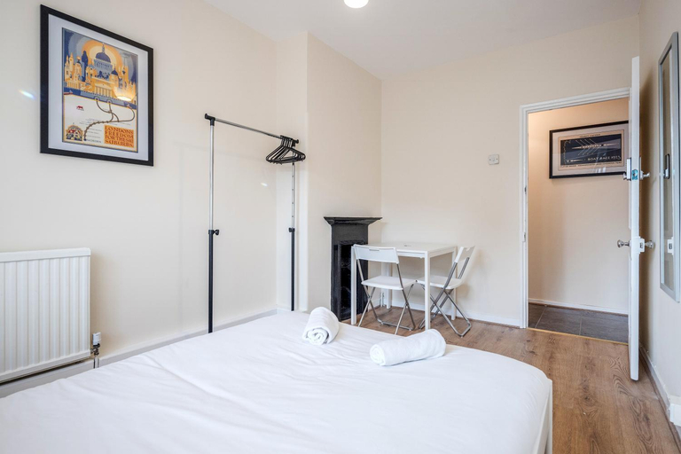 Others 5, APlaceToStay Central London Apartment, Zone 1 LIV, London